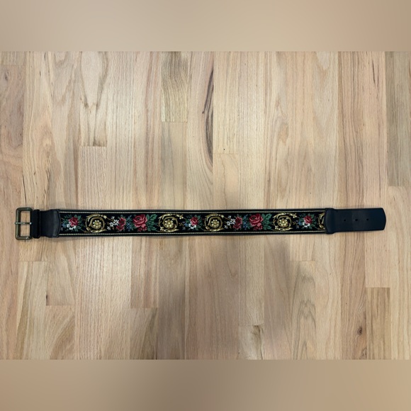 Laura Ashley Black Belt with Floral Embroidery - Picture 8 of 9